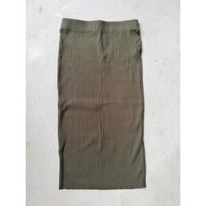 H&M Olive Green Ribbed Knit Midi Skirt
